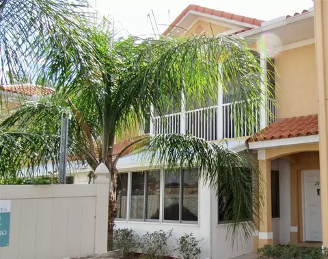 21032 Sunpoint Way #204, Lutz, FL 33558