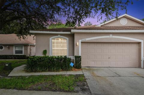35252 Small Oaks Way, Zephyrhills, FL 33541