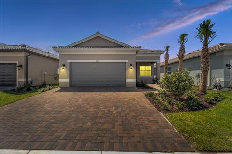 4889 Sevilla Shores Dr, Wimauma, FL 33598