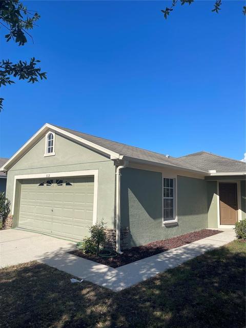8118 Canterbury Lake Blvd, Tampa, FL 33619