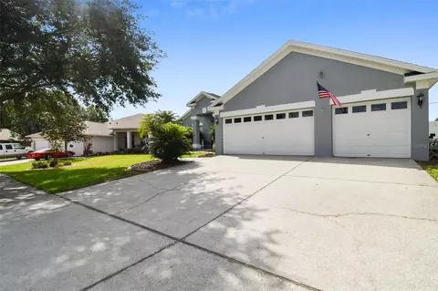 2812 Duncan Tree Cir, Valrico, FL 33594