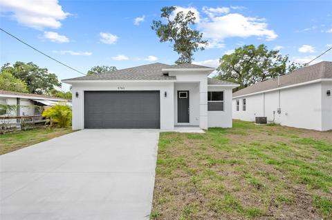 1761 S Oak St, Seffner, FL 33584