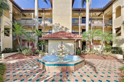 2400 Feather Sound Dr #217, Clearwater, FL 33762