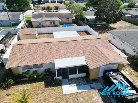 5320 Mosaic Dr, Holiday, FL 34690