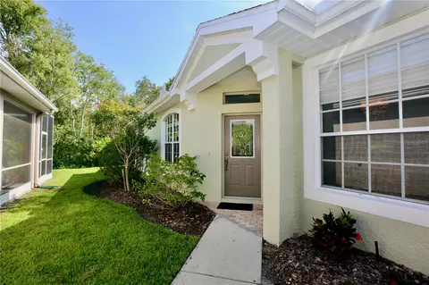 9834 Bridgeton Dr, Tampa, FL 33626