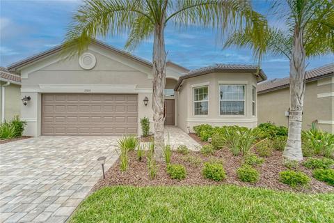 15510 Corona Del Mar Dr, Wimauma, FL 33598