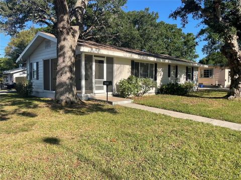 1514 30th St W, Bradenton, FL 34205