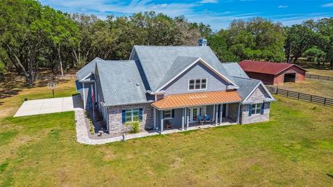 27303 Miller Rd, Dade City, FL 33525