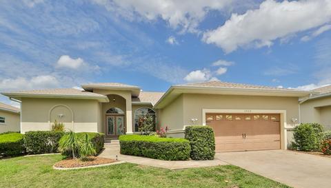 1423 Beach Club Ln, Apollo Beach, FL 33572