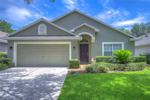 739 Straw Lake Dr, Brandon, FL 33510