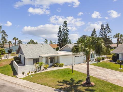 202 Islip Way #13, Sun City Center, FL 33573