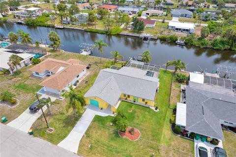 18643 Goodman Cir, Port Charlotte, FL 33948