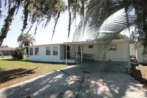 38755 Henry Dr, Zephyrhills, FL 33542
