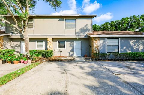 10103 Lake Oak Cir, Tampa, FL 33624