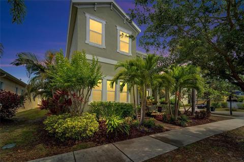 619 Winterside Dr, Apollo Beach, FL 33572