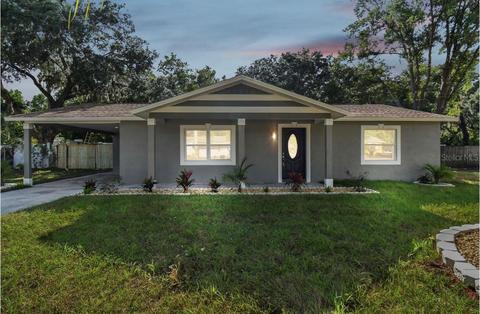2013 W Willow Dr, Plant City, FL 33566