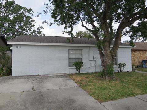 1213 Coolridge Dr, Brandon, FL 33511