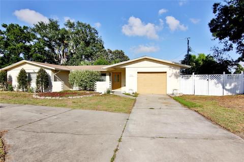 5811 26th St W, Bradenton, FL 34207