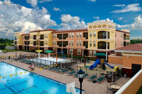 13941 Clubhouse Dr #211, Tampa, FL 33618