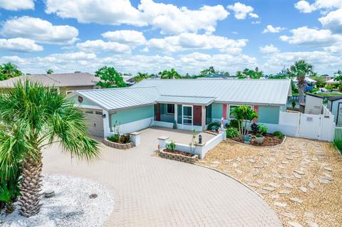 926 Spindle Palm Way, Apollo Beach, FL 33572
