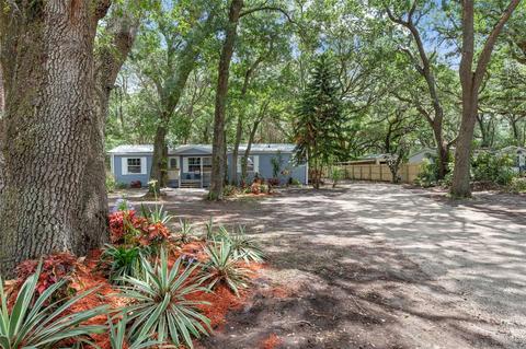 2514 Ellis Rd, Plant City, FL 33565
