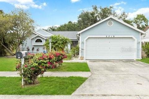 3719 75th Dr E, Sarasota, FL 34243
