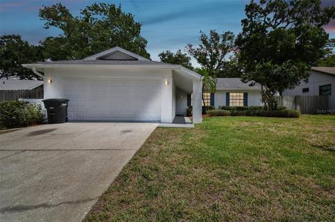 3310 Briarwood Cir, Safety Harbor, FL 34695