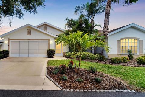 977 Villeroy Greens Dr, Sun City Center, FL 33573