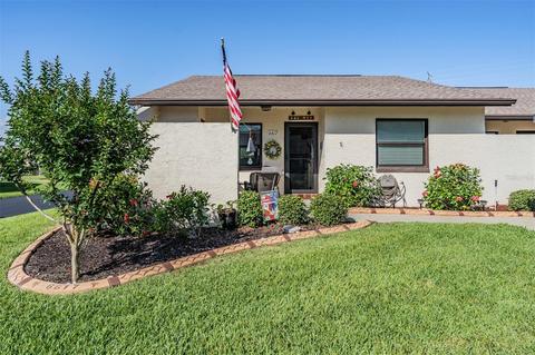 6617 Aspen Ct, Zephyrhills, FL 33542