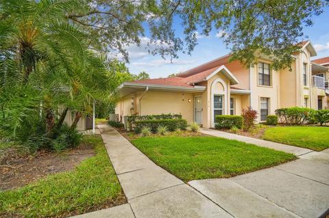 314 Knottwood Ct #314, Sun City Center, FL 33573