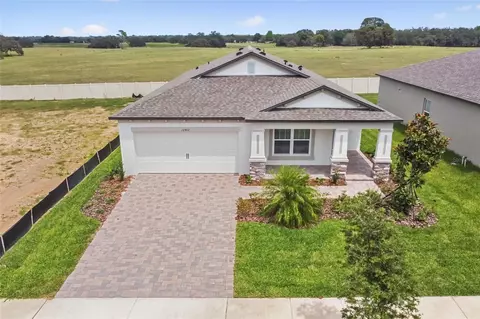 12412 Hilltop Farms Dr, Dade City, FL 33525