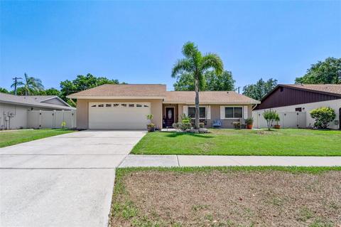 1834 Craven Dr, Seffner, FL 33584
