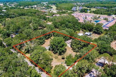 15640 Apache Dr, Thonotosassa, FL 33592