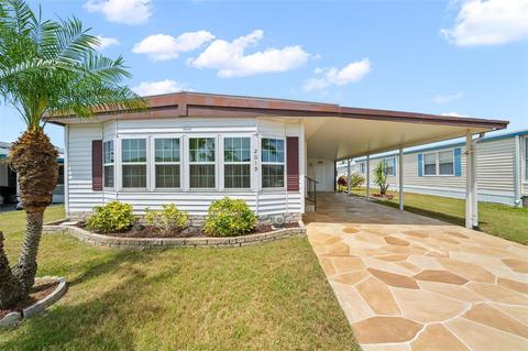 2019 Maui Dr, Holiday, FL 34691
