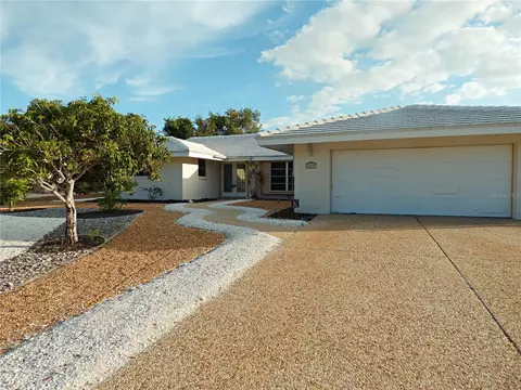 1020 Glebe Ln, Sarasota, FL 34242