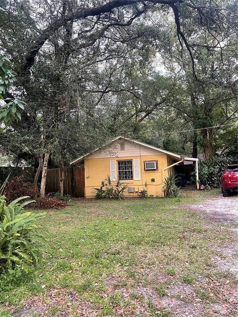 1614 E Marks Dr, Tampa, FL 33604