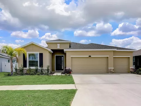 7060 Steer Blade Dr, Zephyrhills, FL 33541