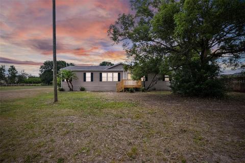 3612 Roderick Ln, Plant City, FL 33567