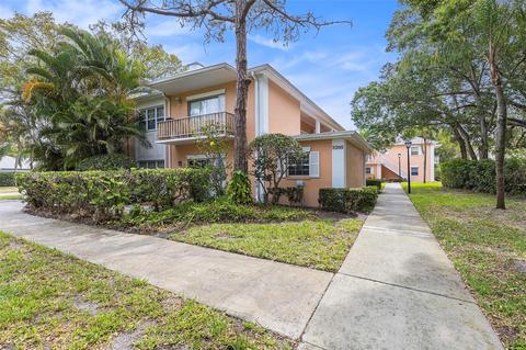 8300 Bardmoor Blvd #107, Seminole, FL 33777