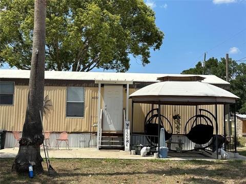 40351 Laird Ave, Zephyrhills, FL 33540