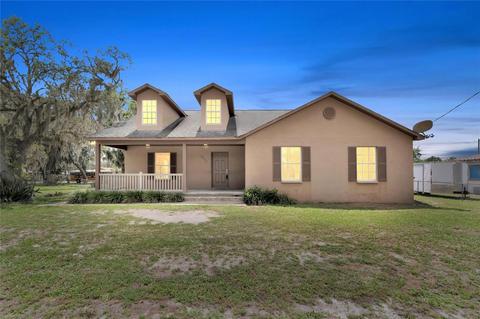 2211 Mud Lake Rd, Plant City, FL 33566
