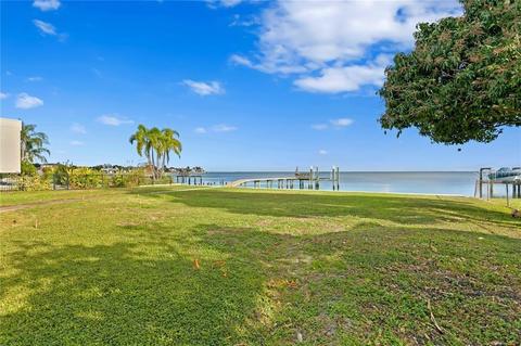 4527 Bayshore Blvd NE, Saint Petersburg, FL 33703