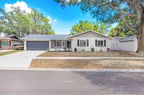 4019 Orange St, Seffner, FL 33584