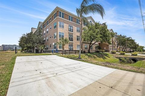 4221 W Spruce St #2417, Tampa, FL 33607