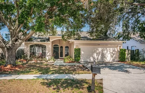 13310 Silvercreek Dr, Riverview, FL 33579