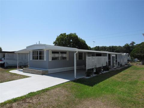 37104 8th Ave, Zephyrhills, FL 33542