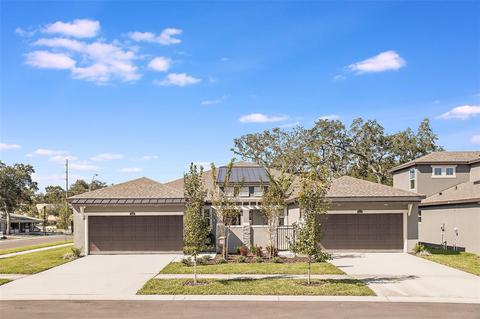 280 Villa Corte Dr, Lutz, FL 33549