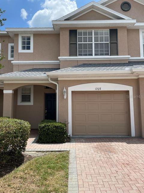 1208 Summergate Dr, Valrico, FL 33594