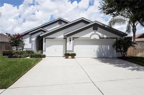 2518 Groveway Dr, Valrico, FL 33596