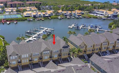 4333 Spinnaker Cove Ln, Tampa, FL 33615
